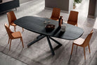 table ovale en bois noir