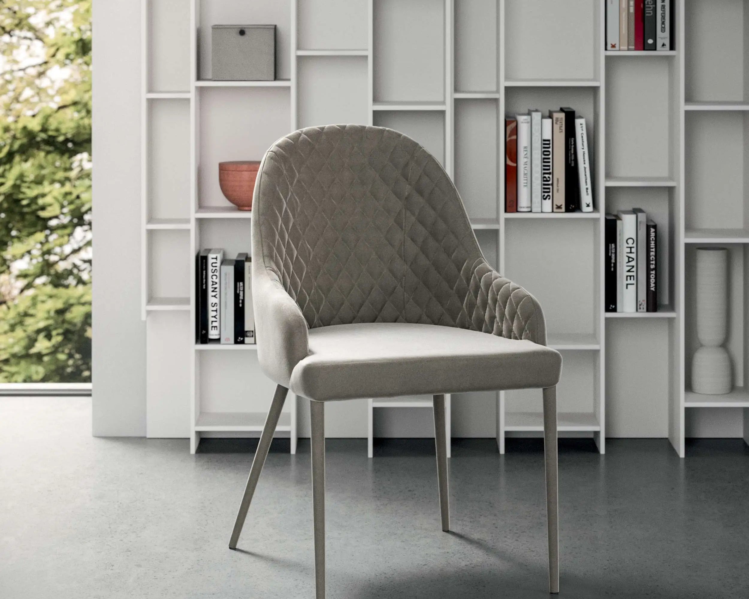 chaise design cuir et bois