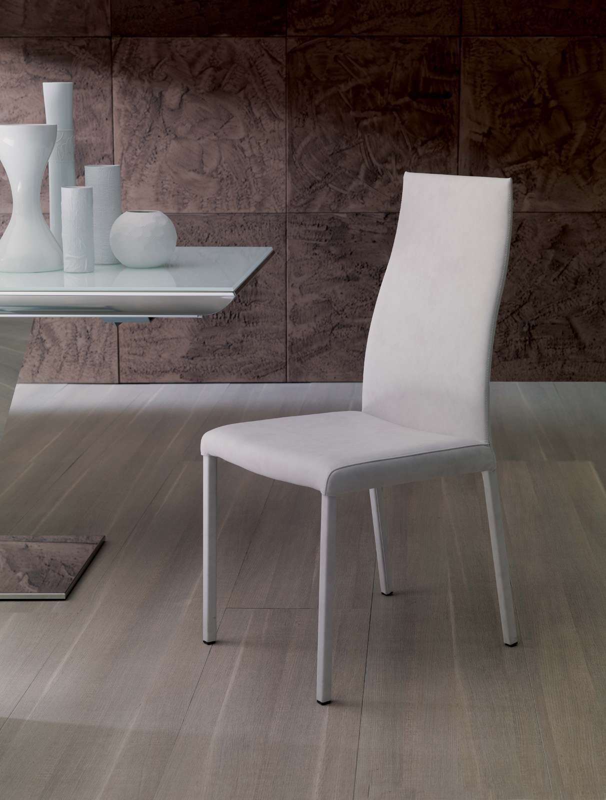 chaise cuir dossier haut