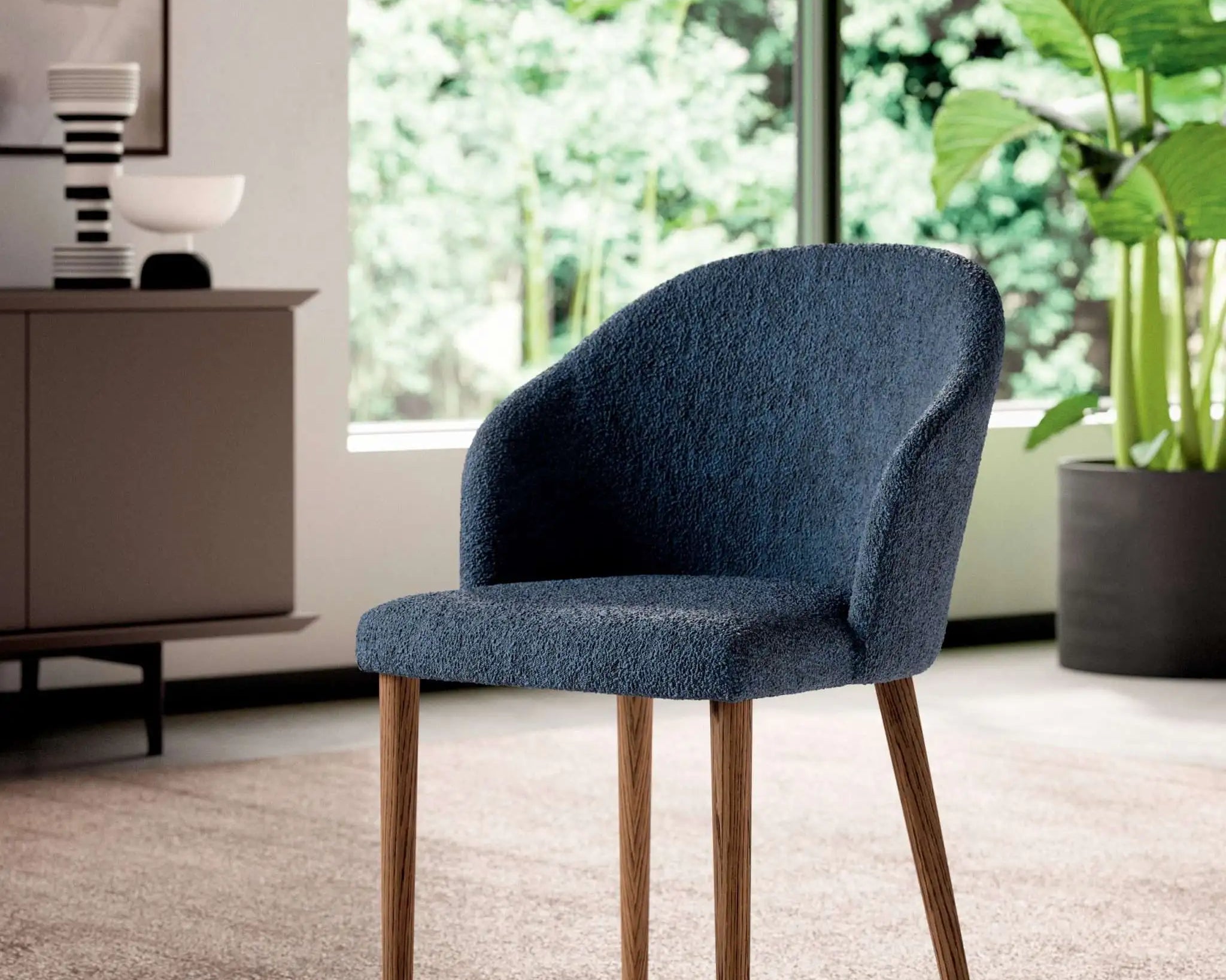 chaise bois et tissu bleu