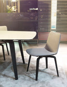 Chaise-Cuir-Bois-Vintage