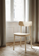 Chaise-Simple-Manger-Bois-Clair-Massif-interieur