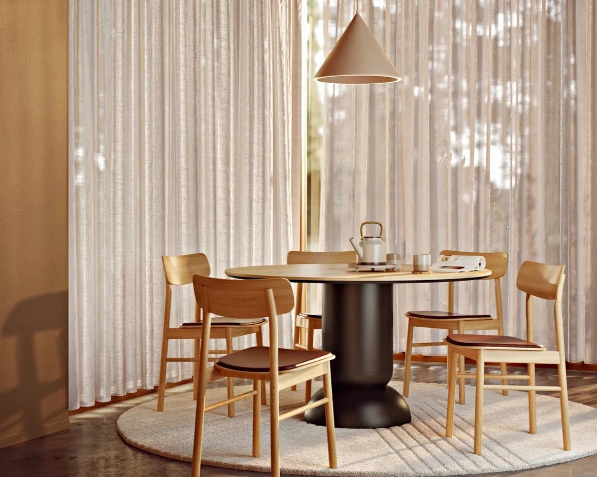 Chaise-Simple-Manger-Bois-Clair-Massif-nordique