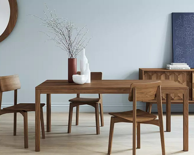 Chaises-Vintage-Salle-Manger-en-Bois