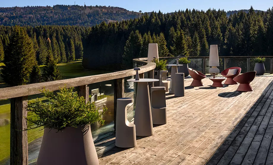 Ensemble_Table_Chaise_Haute_Leger_led