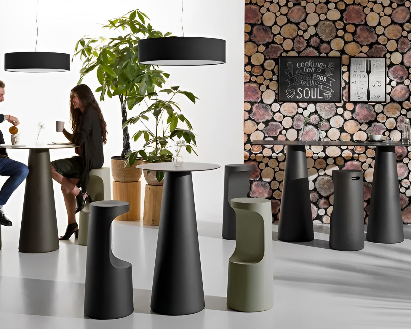 Ensemble_Table_Chaise_bar_Leger