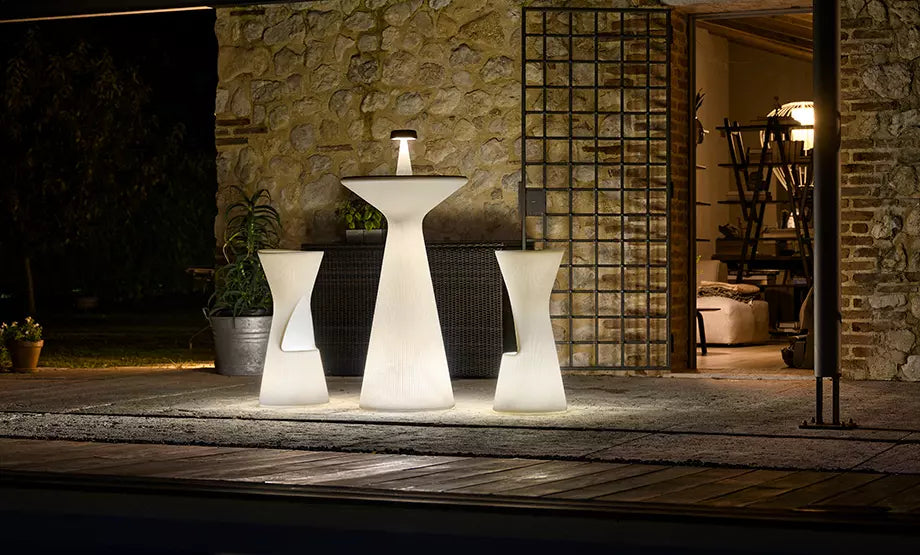 Ensemble_Table_Haute_Jardin_Plastique_led