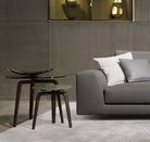 Table-Basse-Design-Triangle-hotel