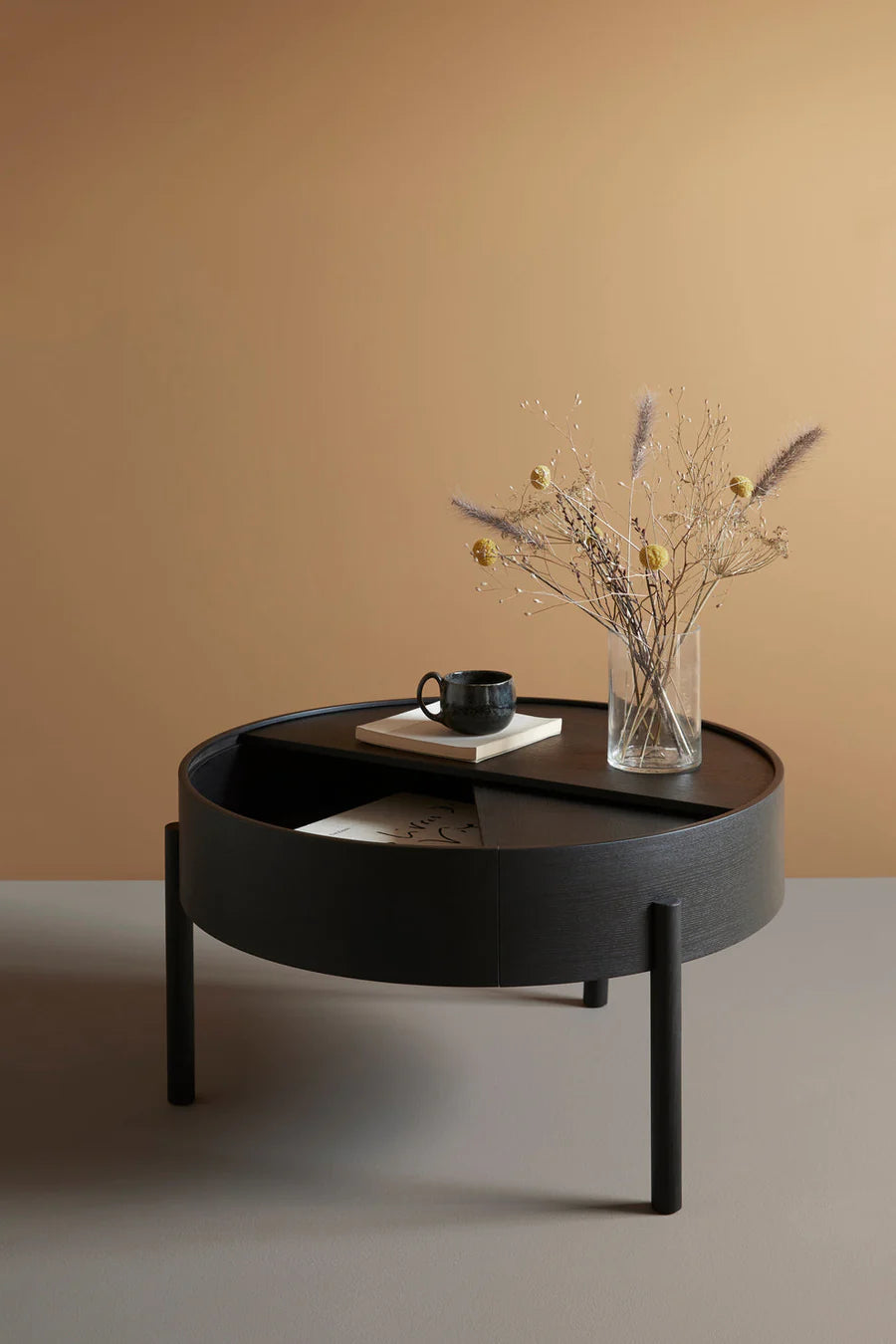 Table-Basse-Ronde-Nordique-avec-Rangement