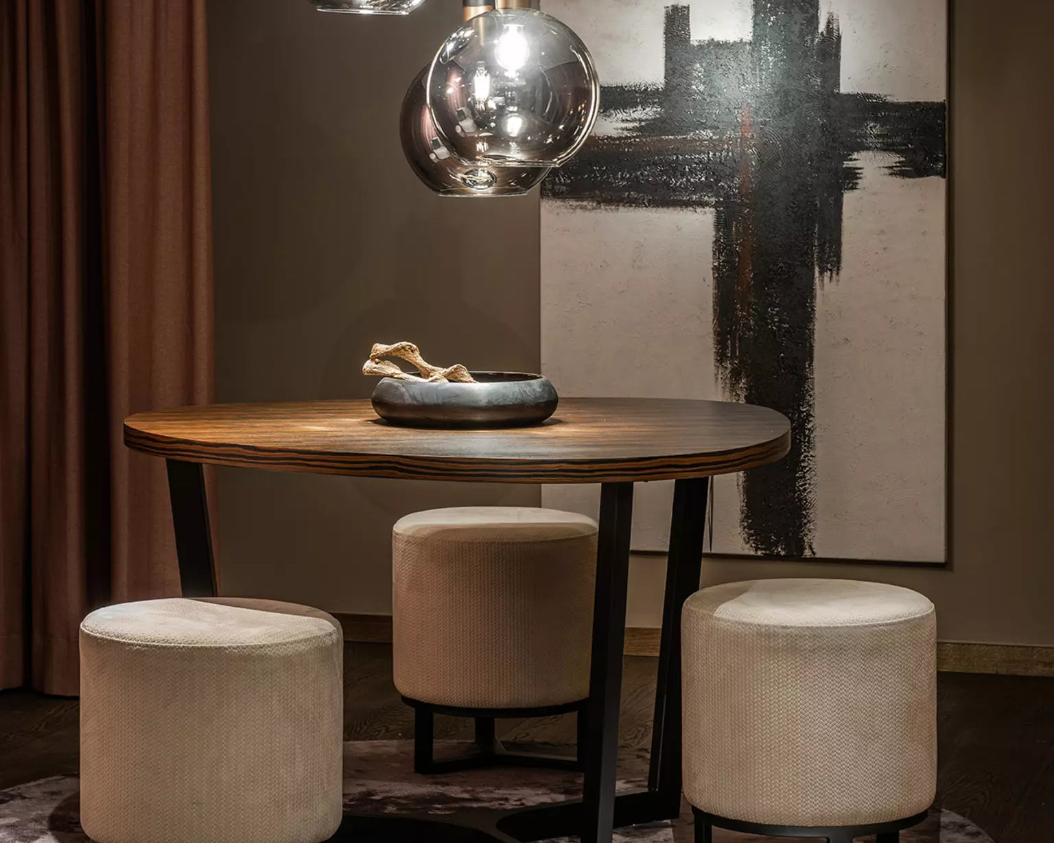 Table-Chene-Massif-Metal