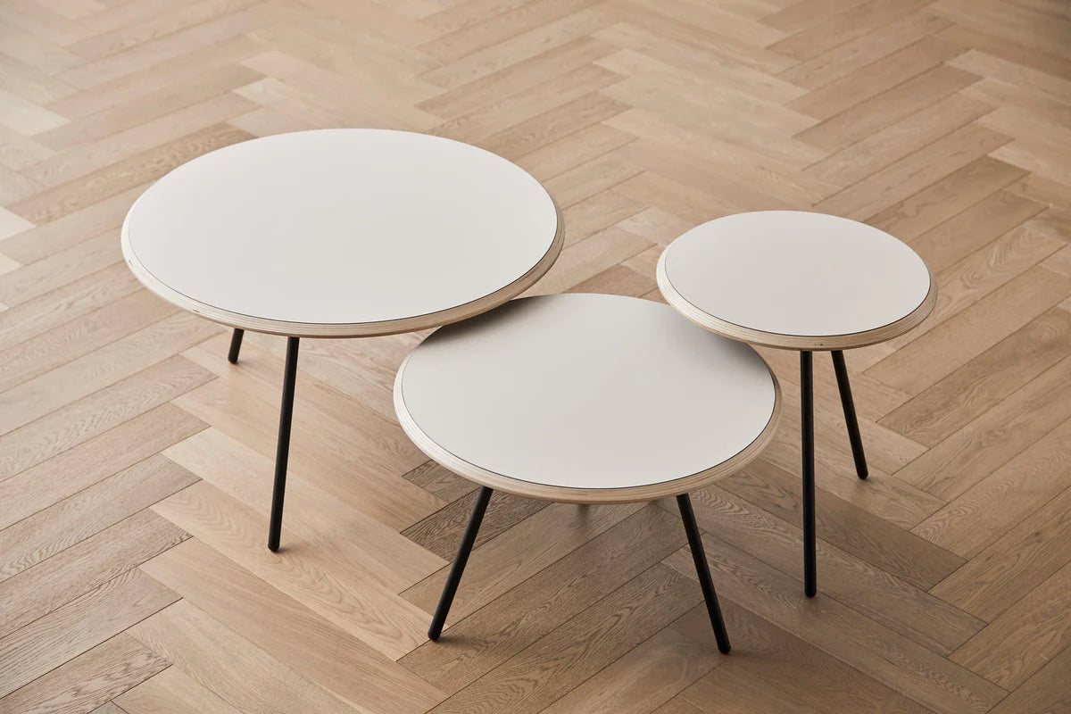 Table-interieur-Ronde-Scandinave-Trepied
