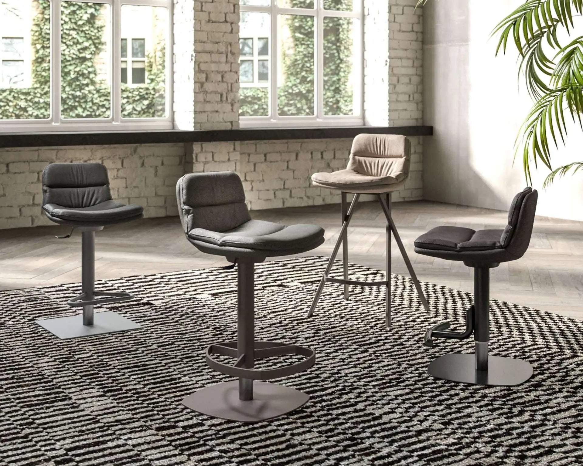 chaise de bar confortable ajustable