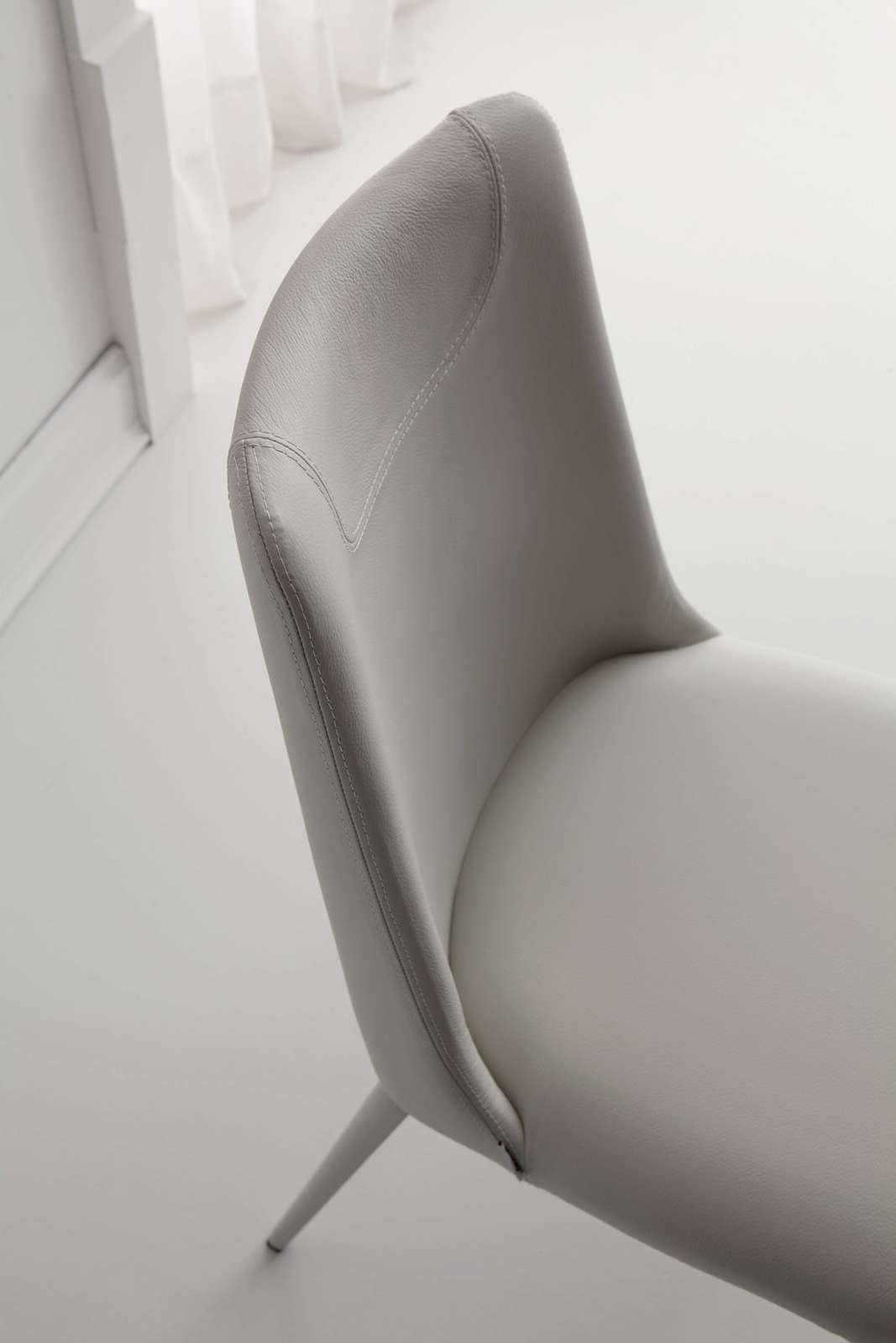 chaise haut dossier salle a manger