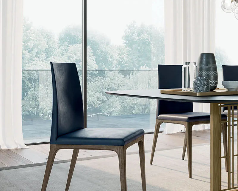 chaise cuir fabrication italien