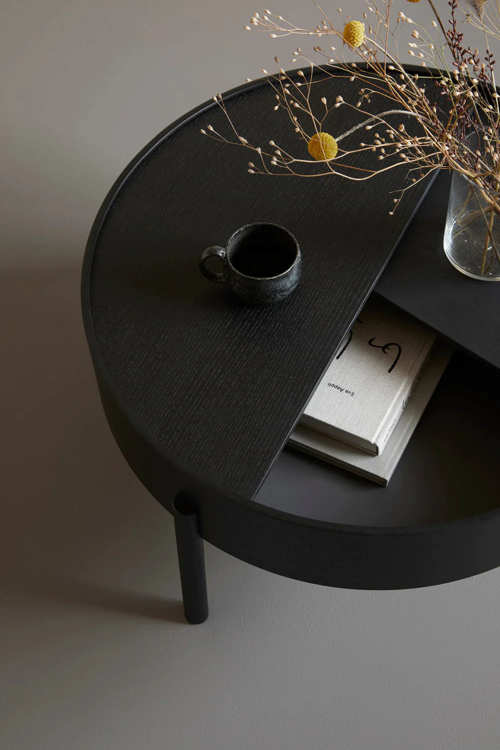 table-appoint-scandinave-bois-noir