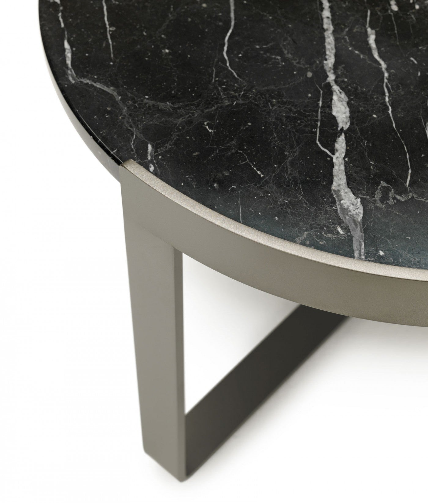 table-cafe-Rond-Marbre-hotel