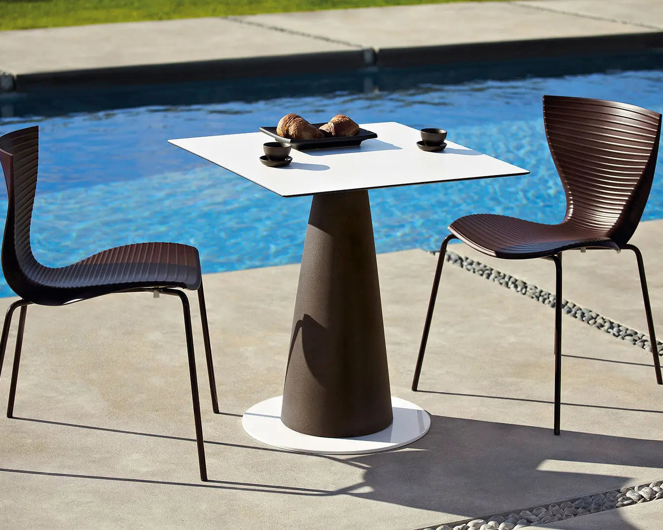 table_slide_hopla