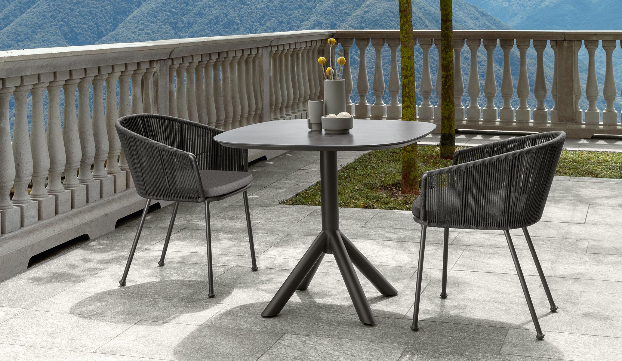 Ensemble_Table_Chaise_Jardin_Pied_Croise