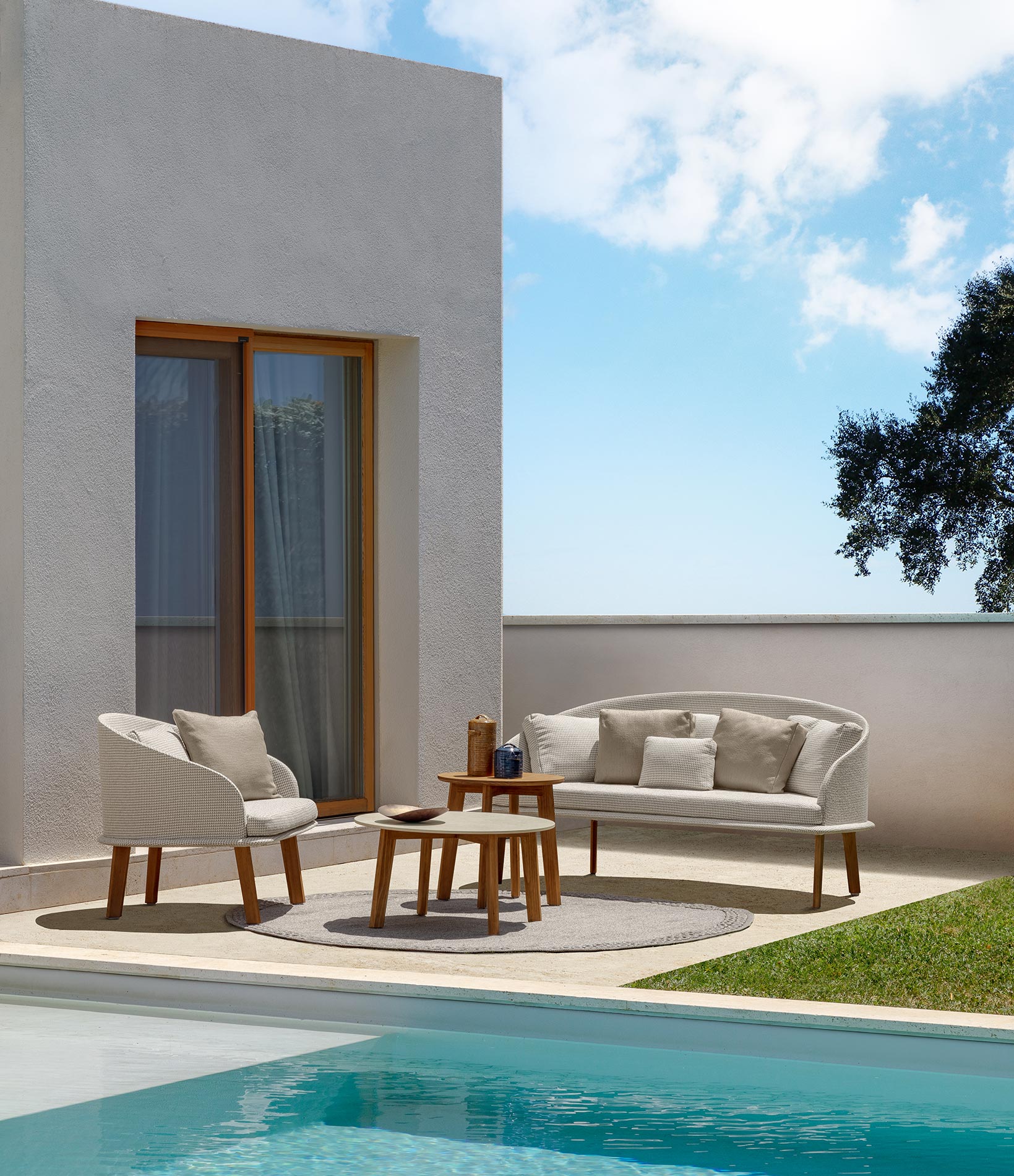 Salon_exterieur_Bois_italie_siege_fauteuil_tissu