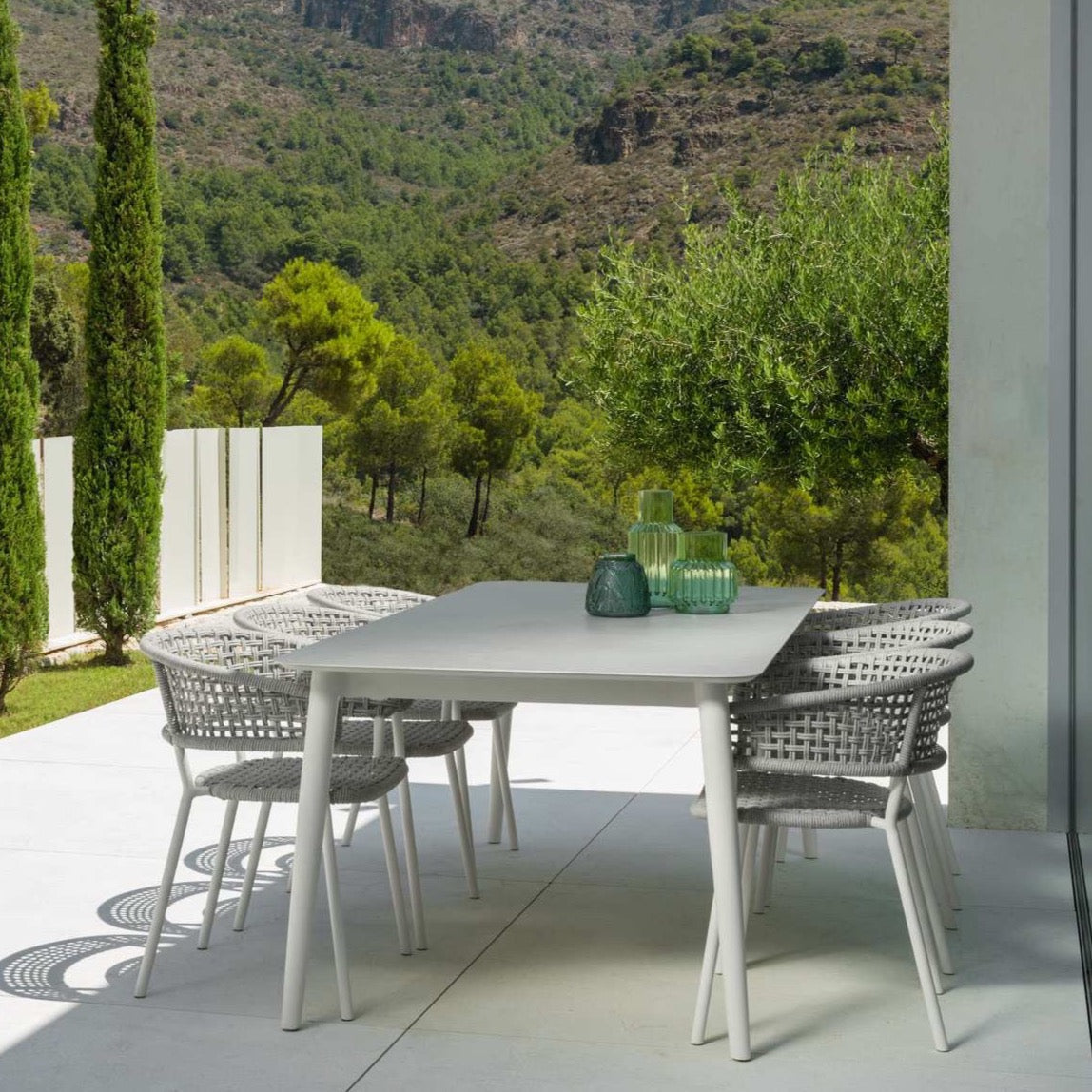 Table_Alu_Extensible_Chaises_Metal_4_Personnes