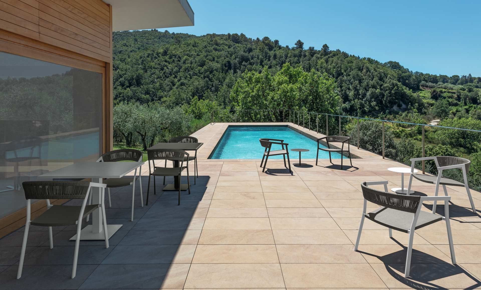 Table_Basse_Alu_Blanc_pas_cher