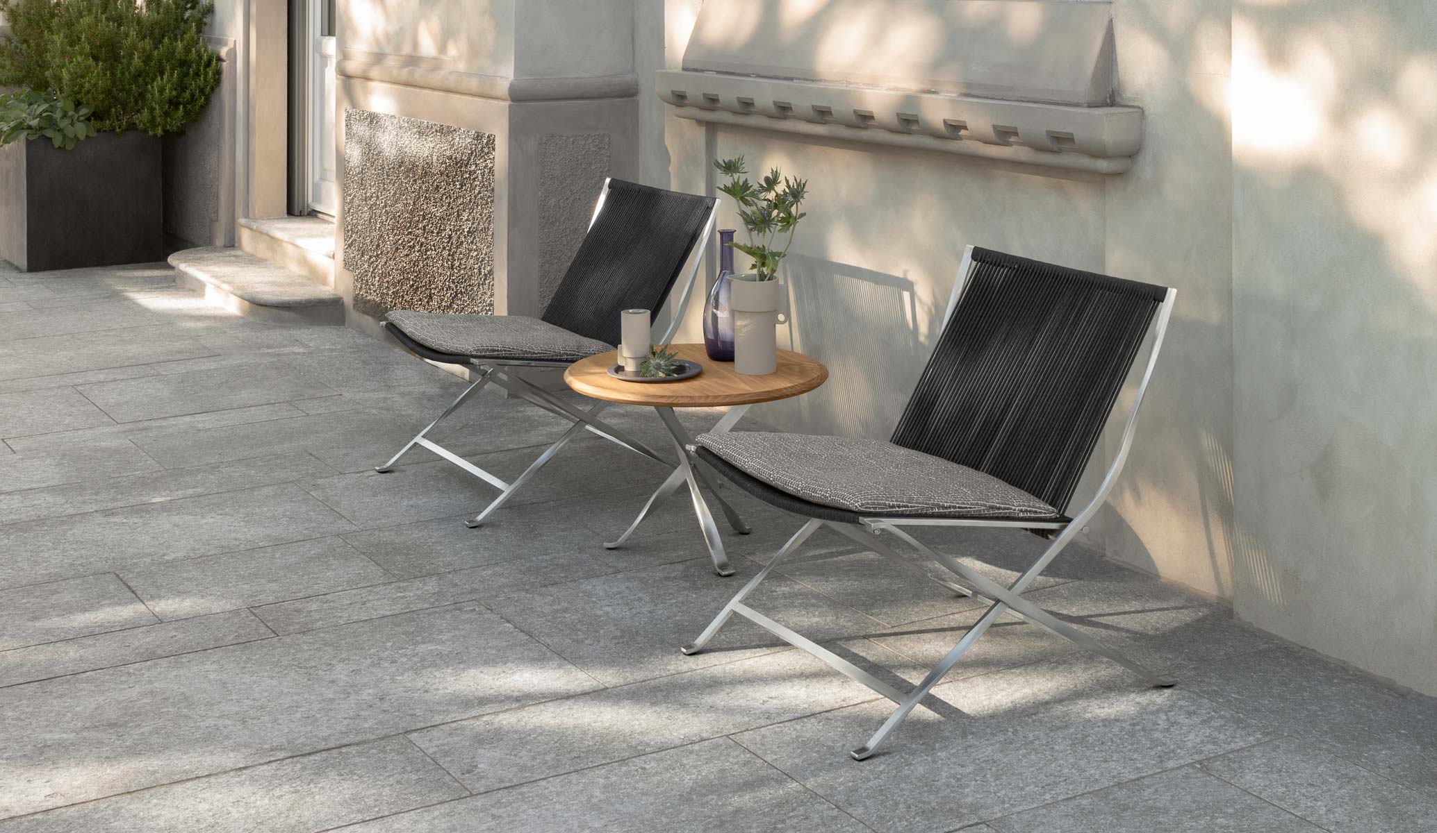 Table_Basse_Pied_Croise_italie