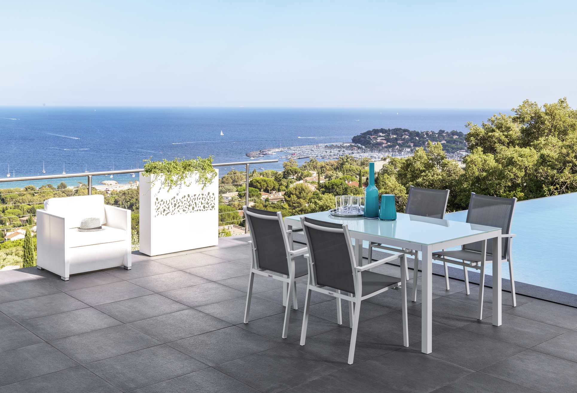 Table_de_Jardin_Aluminium_Verre_Trempe