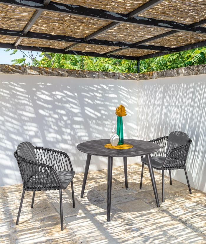 chaise_exterieur_blanche_moderne