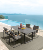 chaise_exterieur_deux_pied