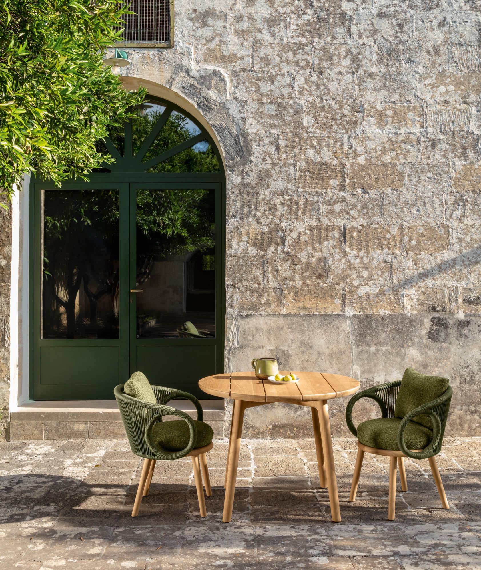 chaise_exterieur_tressee_pas_cher