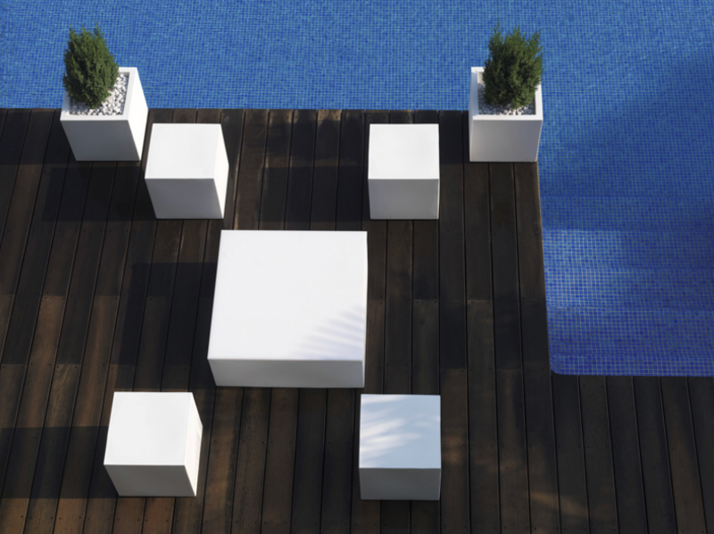 table-basse-jut-led