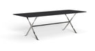 table-pied_qui_se_croise