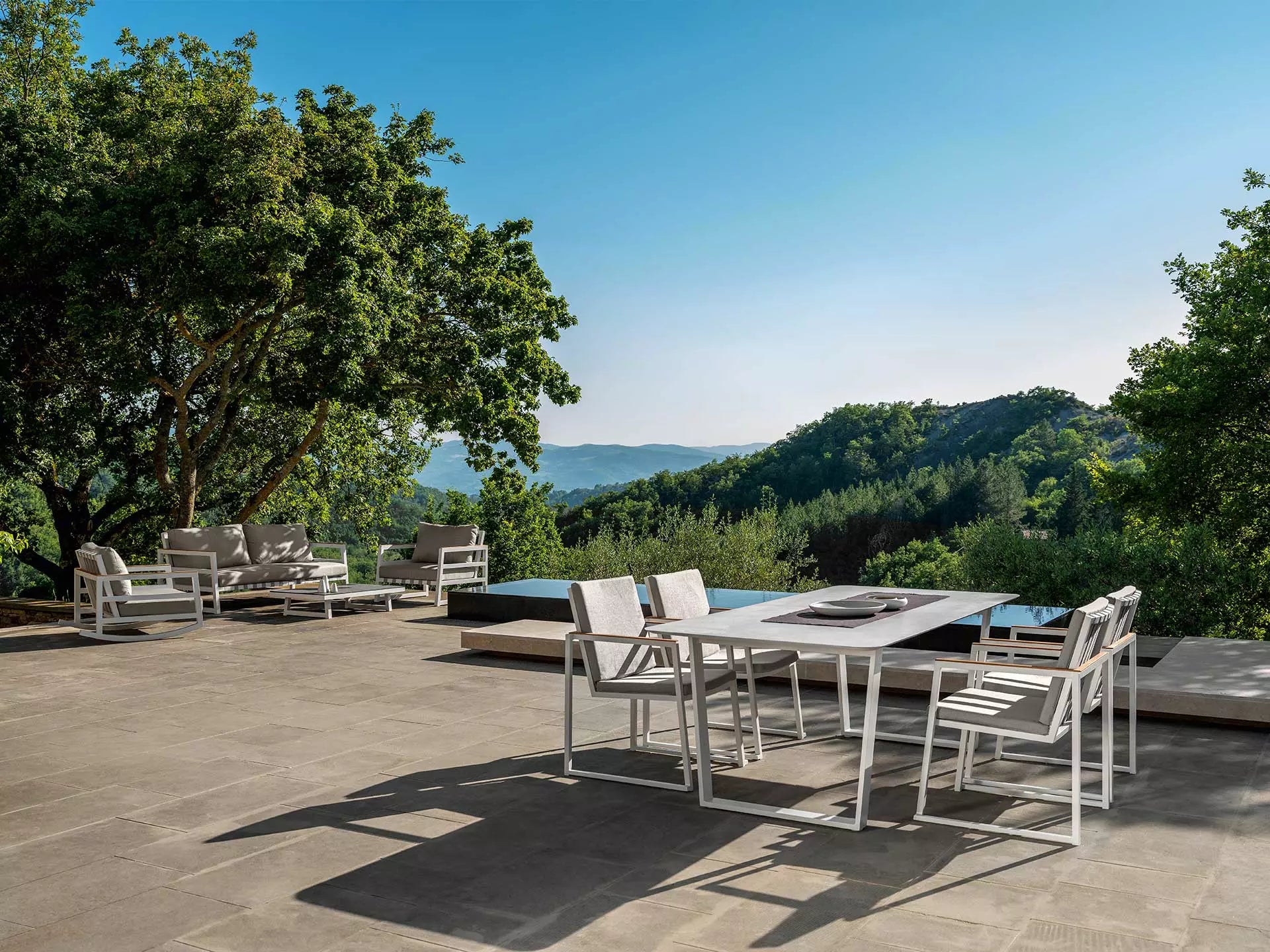 table_alu_terrasse