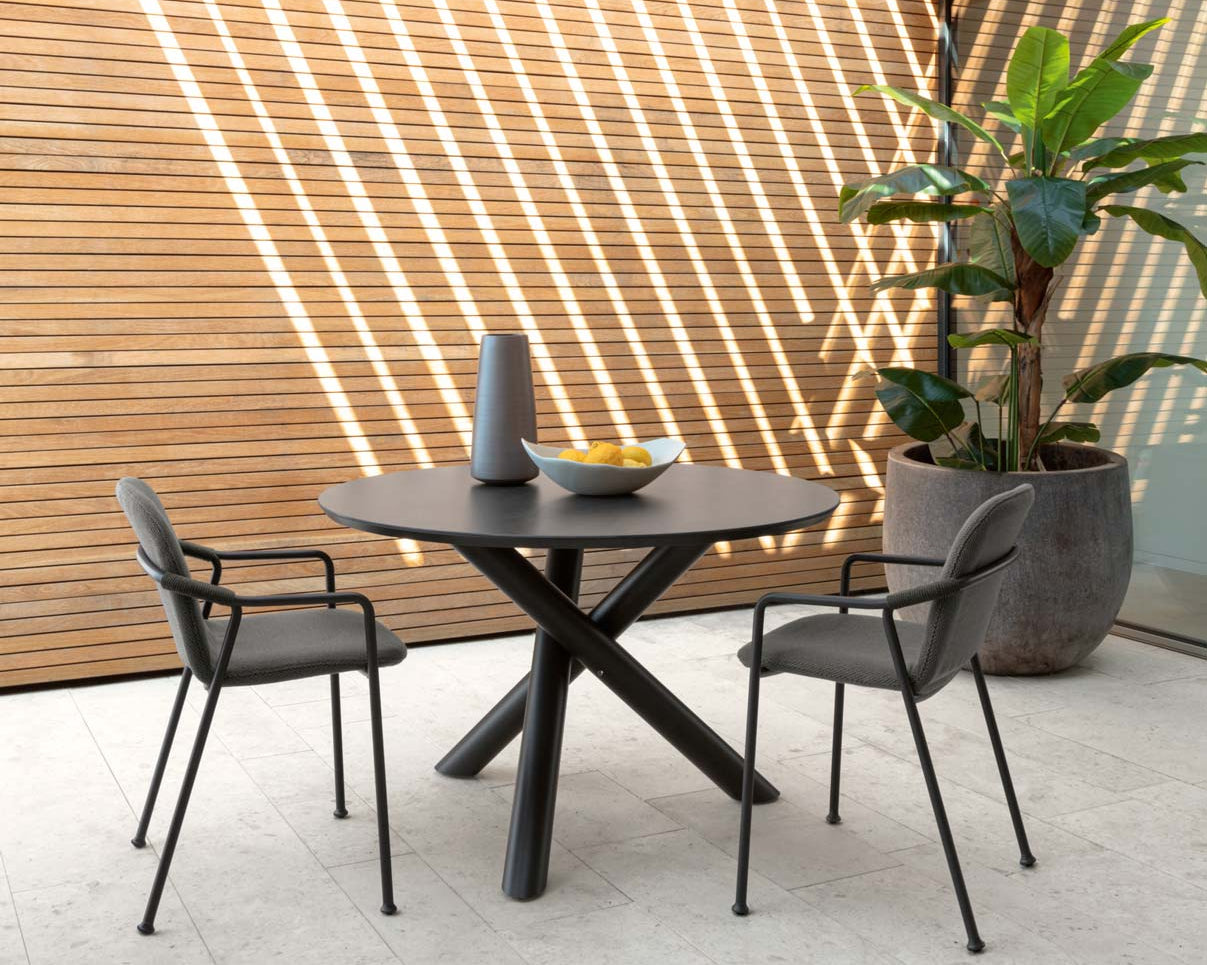 table_exterieur_alu_noir