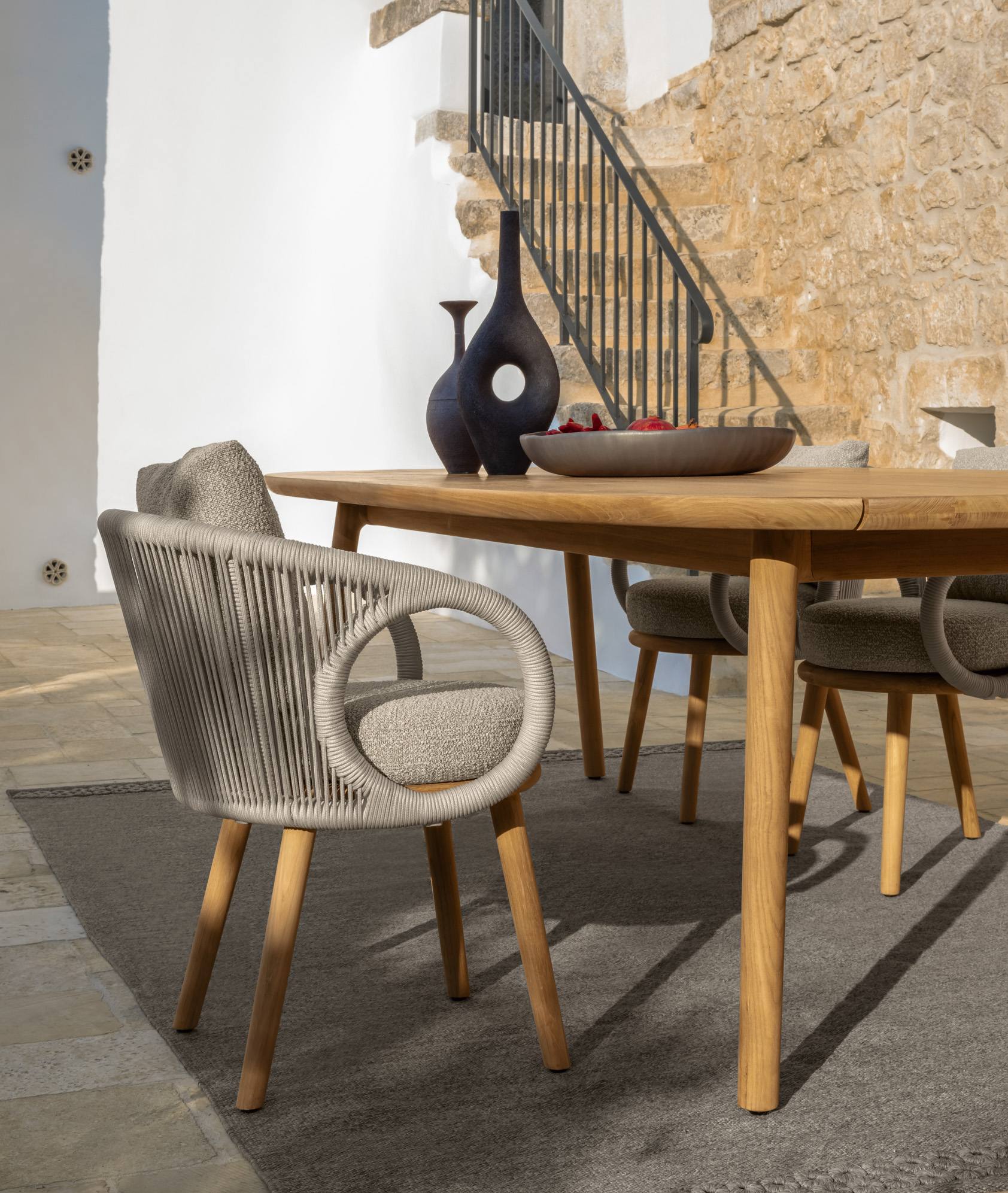 table_terrasse_haut_gamme_contemporain