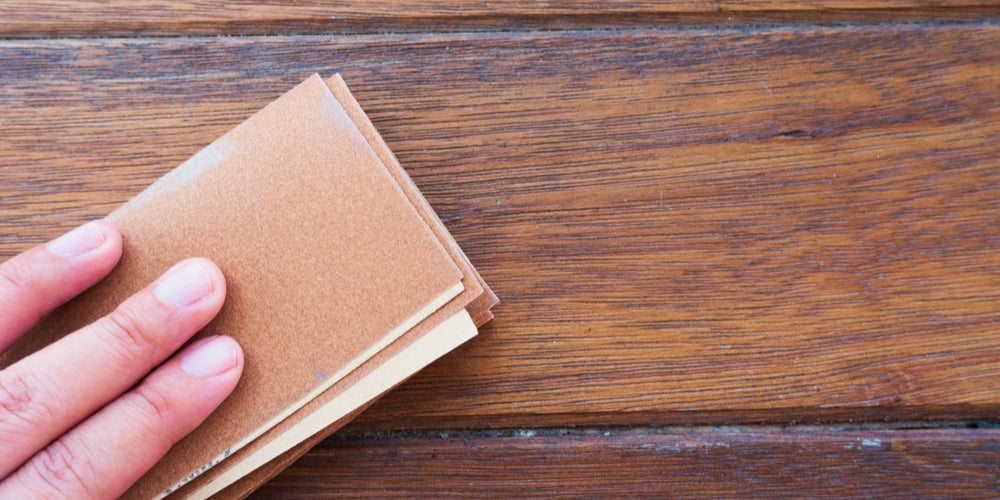 Comment Poncer Une Table Basse En Bois Massif ?