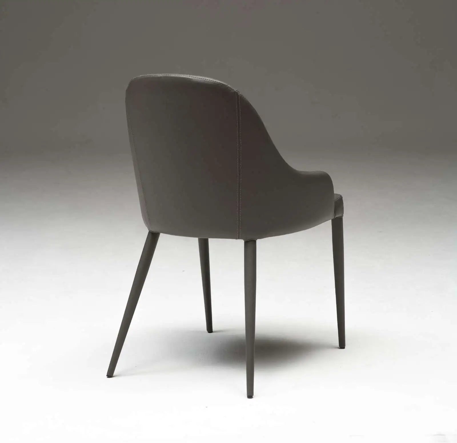 chaise design cuir et bois