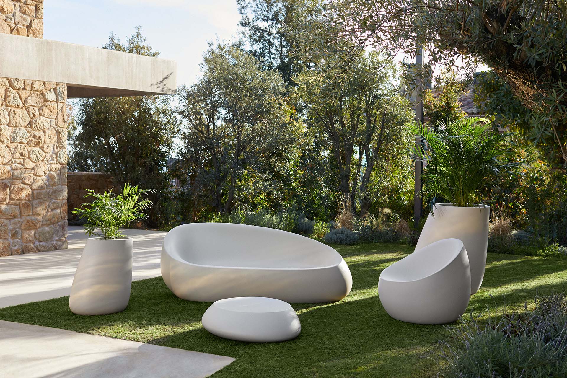 table-design-jardin-vondom-stone
