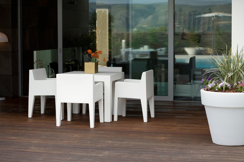 table-jut