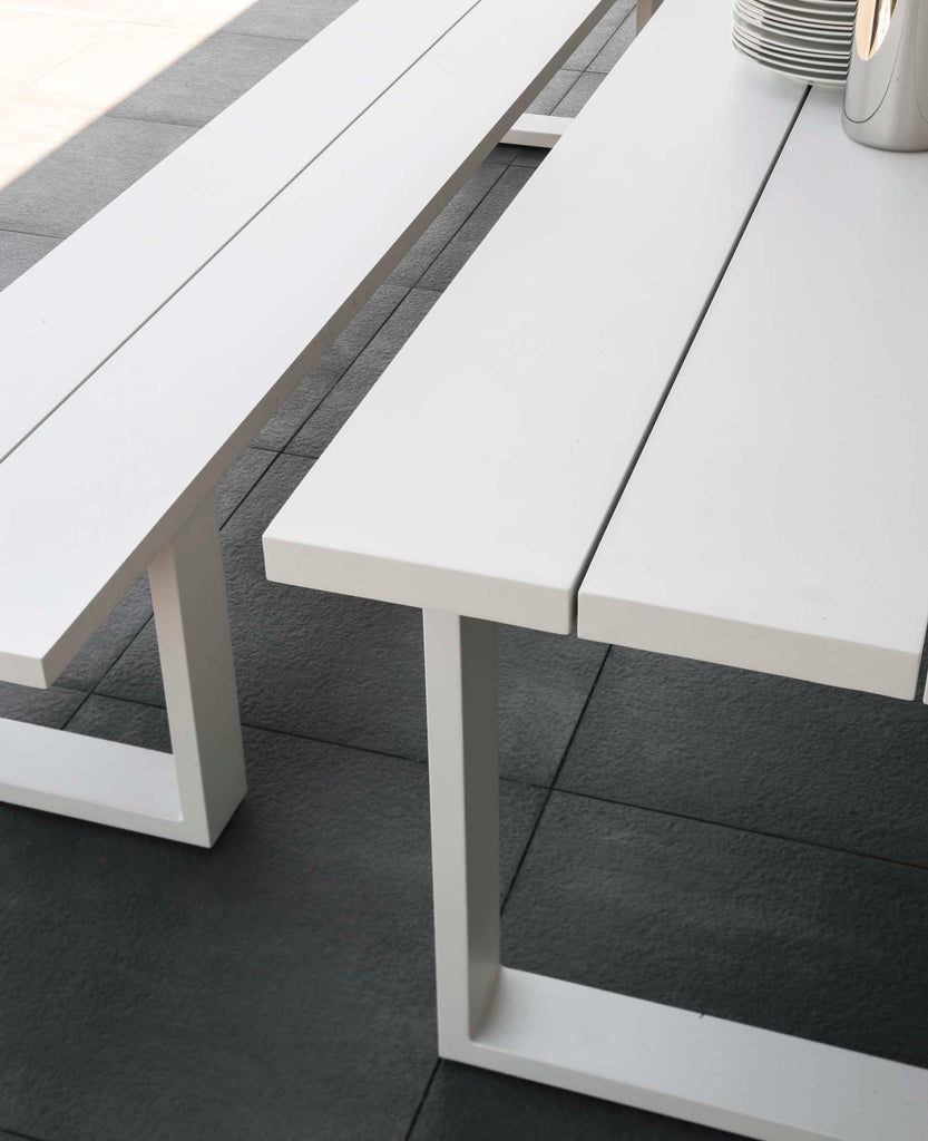 table_jardin_aluminium_immitation_bois
